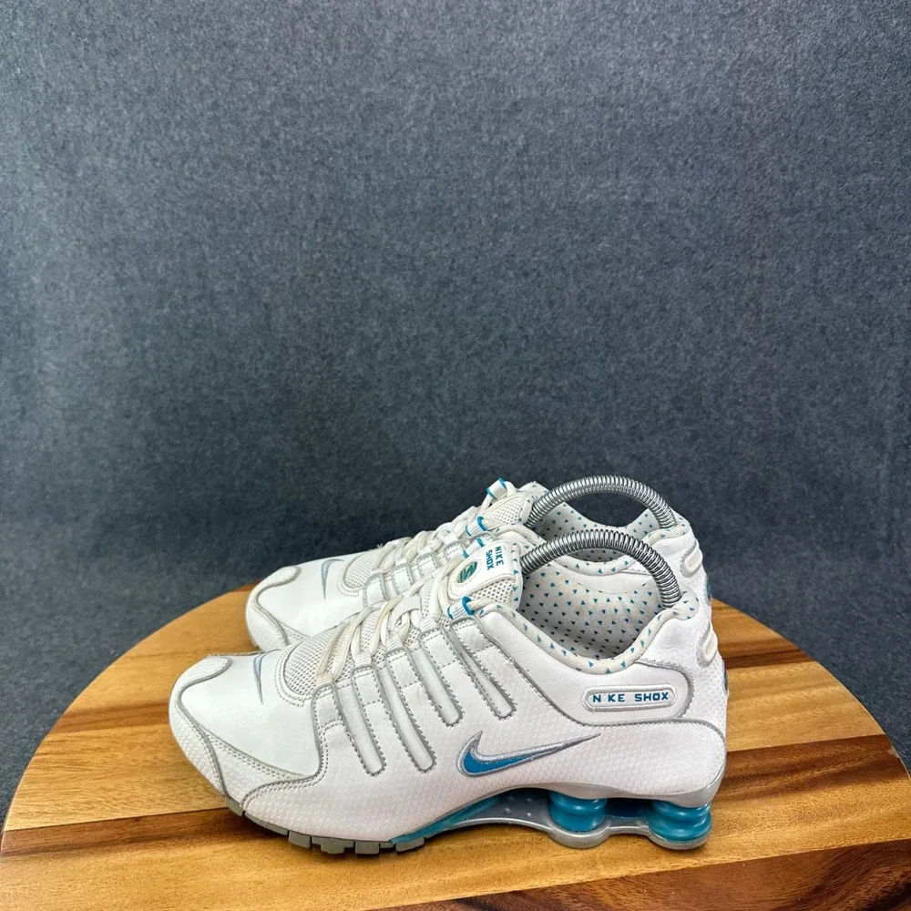 Nike Shox NZ Womens 8 Leather Running Shoes White/Aqua Blue 488312-102
